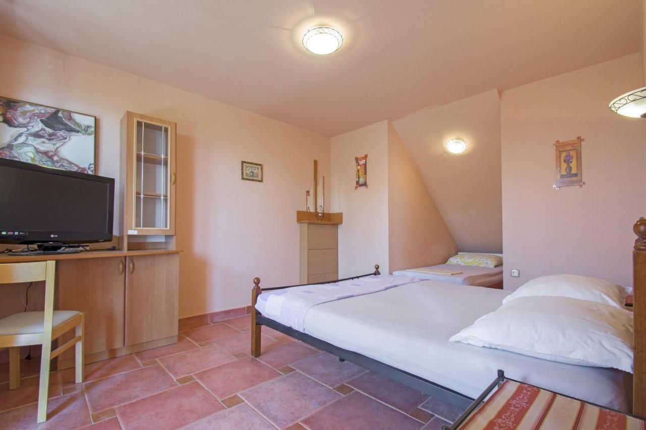Apartments Oaza Dramalj Rom bilde